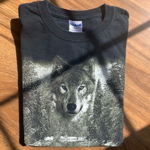 Algonquin Park Wolf T shirt. 100% Cotton.